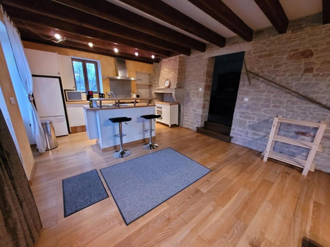 Вилла Les Jyrondelles Prisse Family House Экстерьер фото